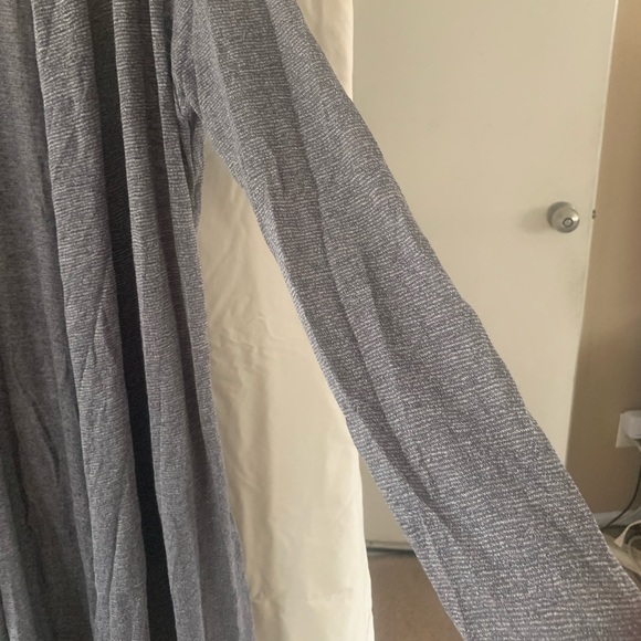 New in bag unbranded lightweight grey duster with long sleeves - Picture 3 of 7